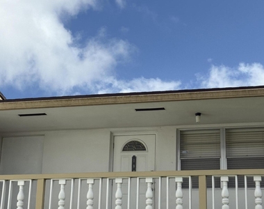 184 Easthampton H - Photo Thumbnail 15