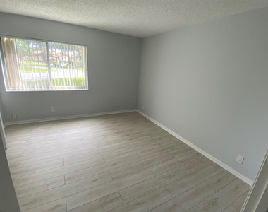 4681 Sable Pine Circle - Photo Thumbnail 4