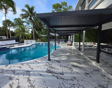 377 Squire Drive - Photo Thumbnail 100