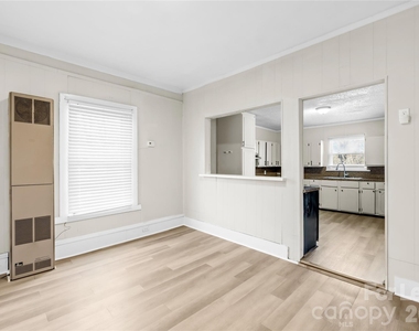 257 Jefferson Street - Photo Thumbnail 12