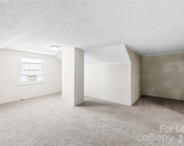 257 Jefferson Street - Photo Thumbnail 21