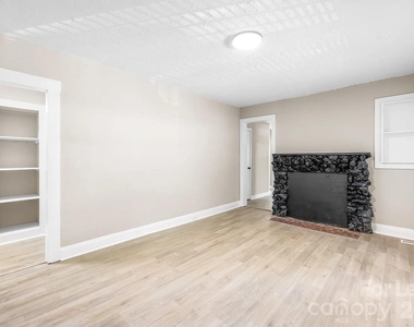 227 N Magnolia Street - Photo Thumbnail 2
