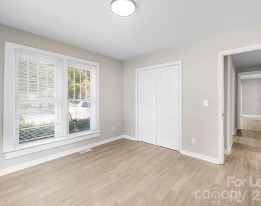 227 N Magnolia Street - Photo Thumbnail 14