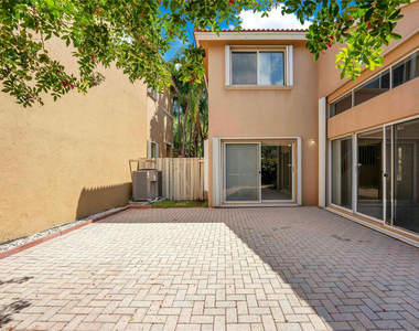 1840 Sweetbay Way - Photo Thumbnail 44