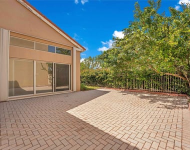 1840 Sweetbay Way - Photo Thumbnail 42