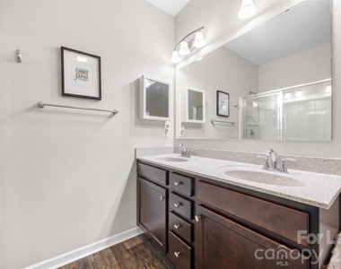 2316 Celandine Way - Photo Thumbnail 17