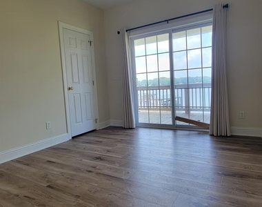 137 Fern Haven Lane - Photo Thumbnail 9