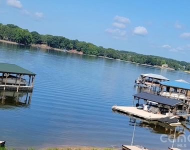 137 Fern Haven Lane - Photo Thumbnail 3