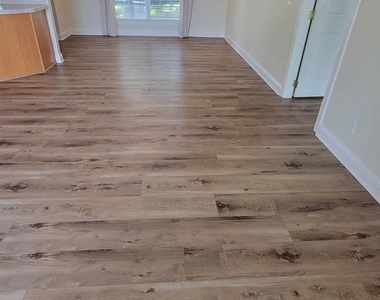 137 Fern Haven Lane - Photo Thumbnail 11