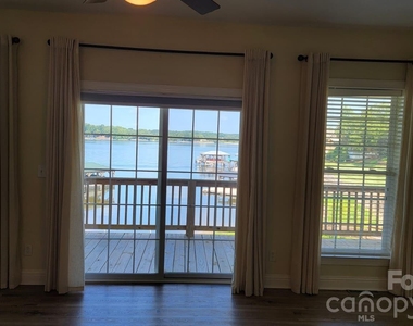 137 Fern Haven Lane - Photo Thumbnail 6