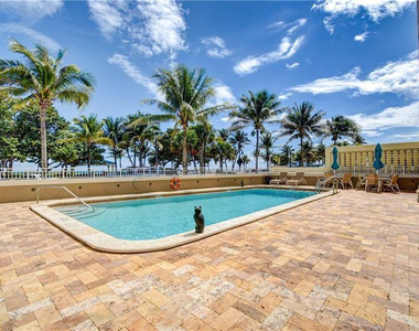 133 N Pompano Beach Boulevard - Photo Thumbnail 14
