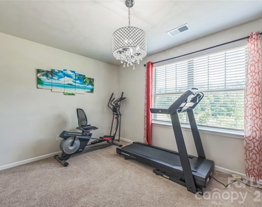 1012 Leland Drive - Photo Thumbnail 32