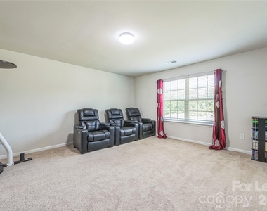 1012 Leland Drive - Photo Thumbnail 35