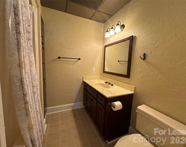 8024 Bradford Lane - Photo Thumbnail 11