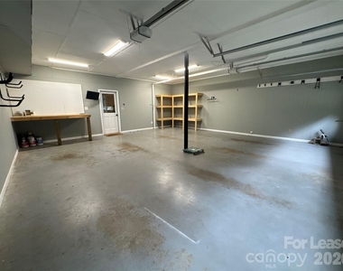 8024 Bradford Lane - Photo Thumbnail 12