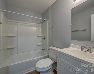 1048 Avondale Road - Photo Thumbnail 7