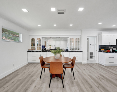 3630 N 55th Avenue - Photo Thumbnail 24