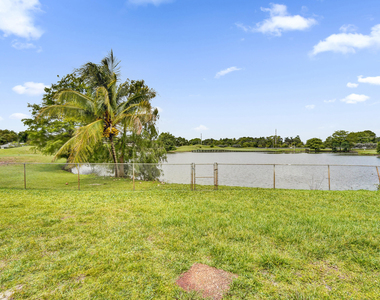 3630 N 55th Avenue - Photo Thumbnail 55