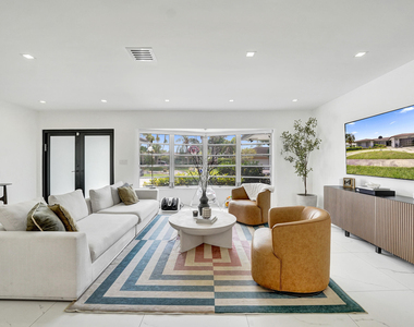 3630 N 55th Avenue - Photo Thumbnail 5