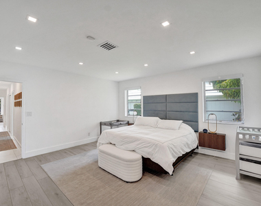 3630 N 55th Avenue - Photo Thumbnail 25