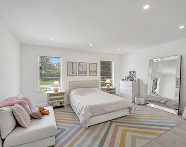 3630 N 55th Avenue - Photo Thumbnail 34