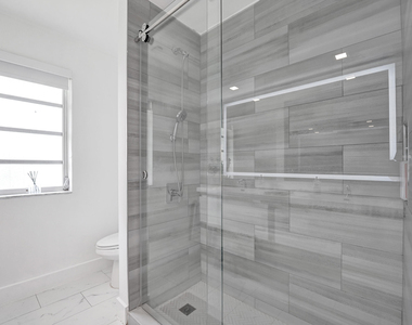 3630 N 55th Avenue - Photo Thumbnail 37