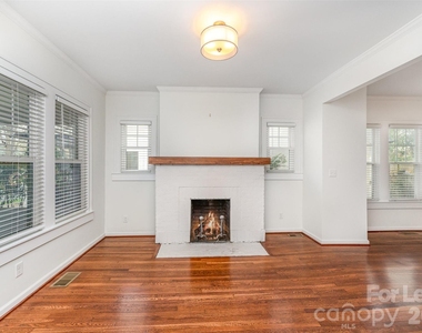 2110 Dartmouth Place - Photo Thumbnail 3