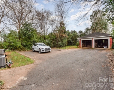 2110 Dartmouth Place - Photo Thumbnail 25