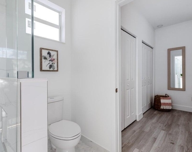 432 Nw 13th Avenue - Photo Thumbnail 18