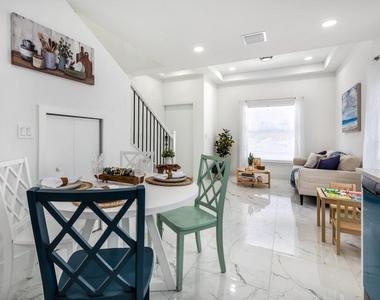 432 Nw 13th Avenue - Photo Thumbnail 4