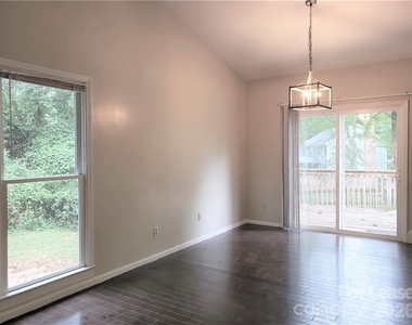 3317 Windsor Drive - Photo Thumbnail 1