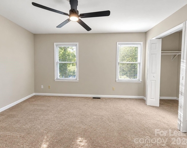 3317 Windsor Drive - Photo Thumbnail 7
