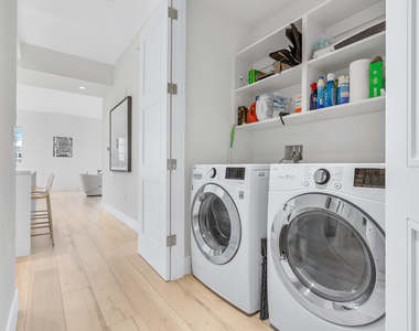 155 E Boca Raton Road - Photo Thumbnail 18
