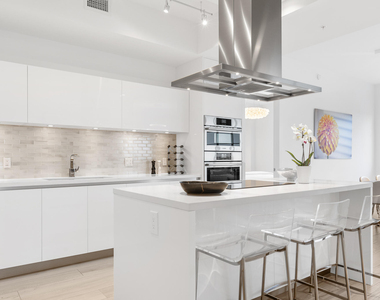 155 E Boca Raton Road - Photo Thumbnail 3
