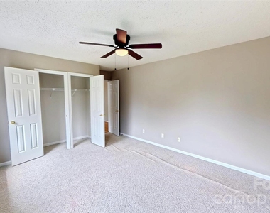 3010 Williams Station Road - Photo Thumbnail 11