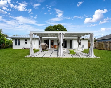 341 Suwanee Avenue - Photo Thumbnail 49