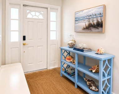 341 Suwanee Avenue - Photo Thumbnail 10