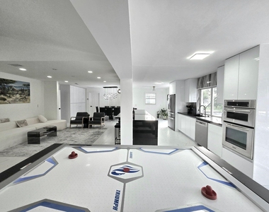 12231 Areaca Drive - Photo Thumbnail 31