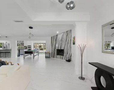 12231 Areaca Drive - Photo Thumbnail 11