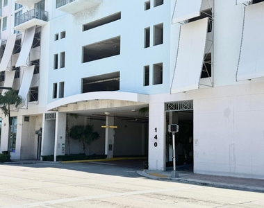 140 S Dixie Highway - Photo Thumbnail 2