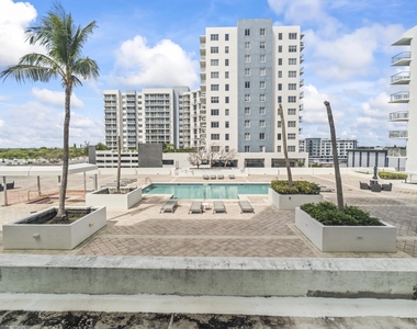 140 S Dixie Highway - Photo Thumbnail 15