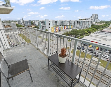 140 S Dixie Highway - Photo Thumbnail 27