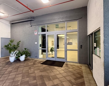 140 S Dixie Highway - Photo Thumbnail 5