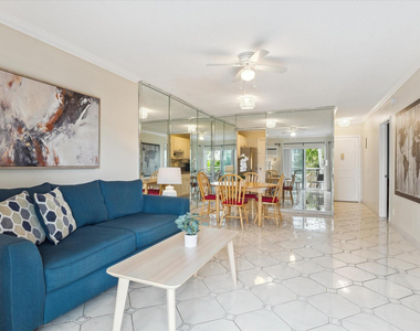 720 Orton Avenue - Photo Thumbnail 5