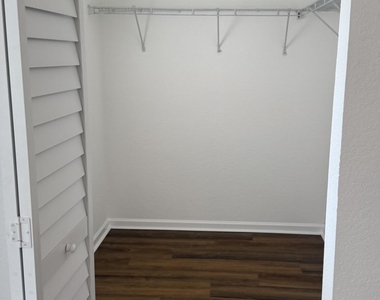 11543 Nw 44th Street - Photo Thumbnail 13
