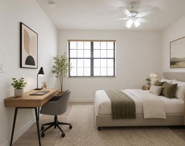 2646 Riverside Drive - Photo Thumbnail 7
