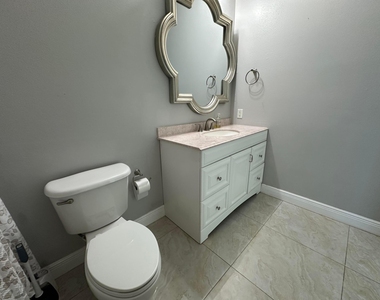 234 Ne 3rd Street - Photo Thumbnail 11
