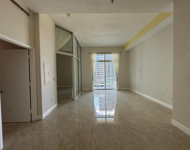 234 Ne 3rd Street - Photo Thumbnail 1