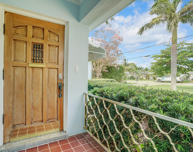 3410 Poinsettia Avenue - Photo Thumbnail 20