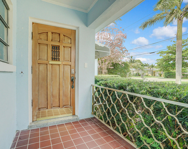 3410 Poinsettia Avenue - Photo Thumbnail 21